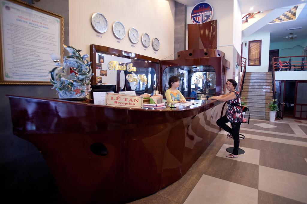 Golden Gate 1 Hotel Дананг Екстериор снимка